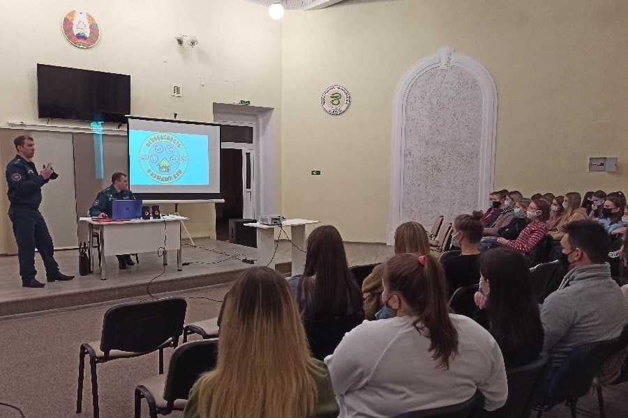 Встреча учащихся колледжа с представителями МЧС